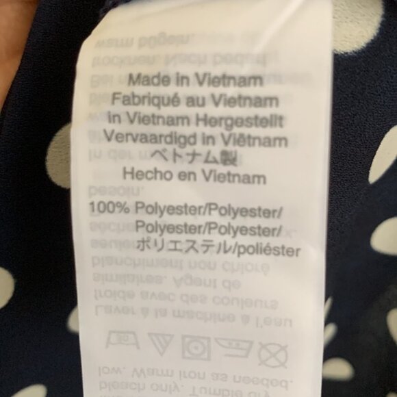 J. Crew Drapey cap-sleeve top in polka dot Navy and White L NWT - Picture 12 of 12